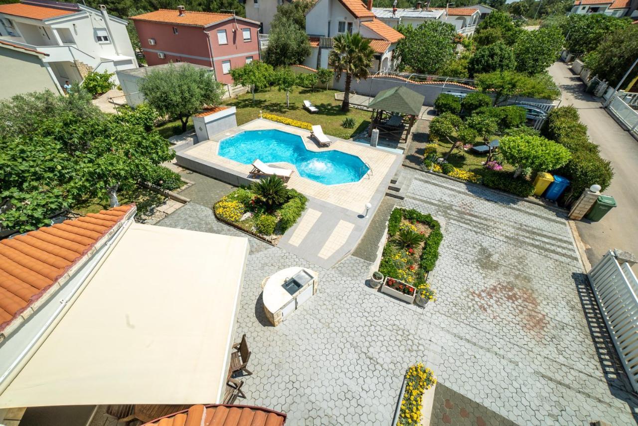 Villa Lulic Vir Exterior photo
